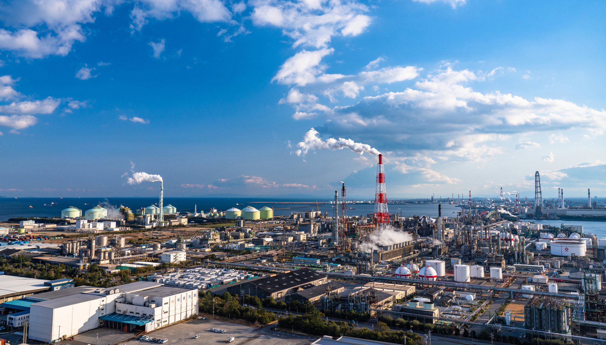 写真：原子力発電所